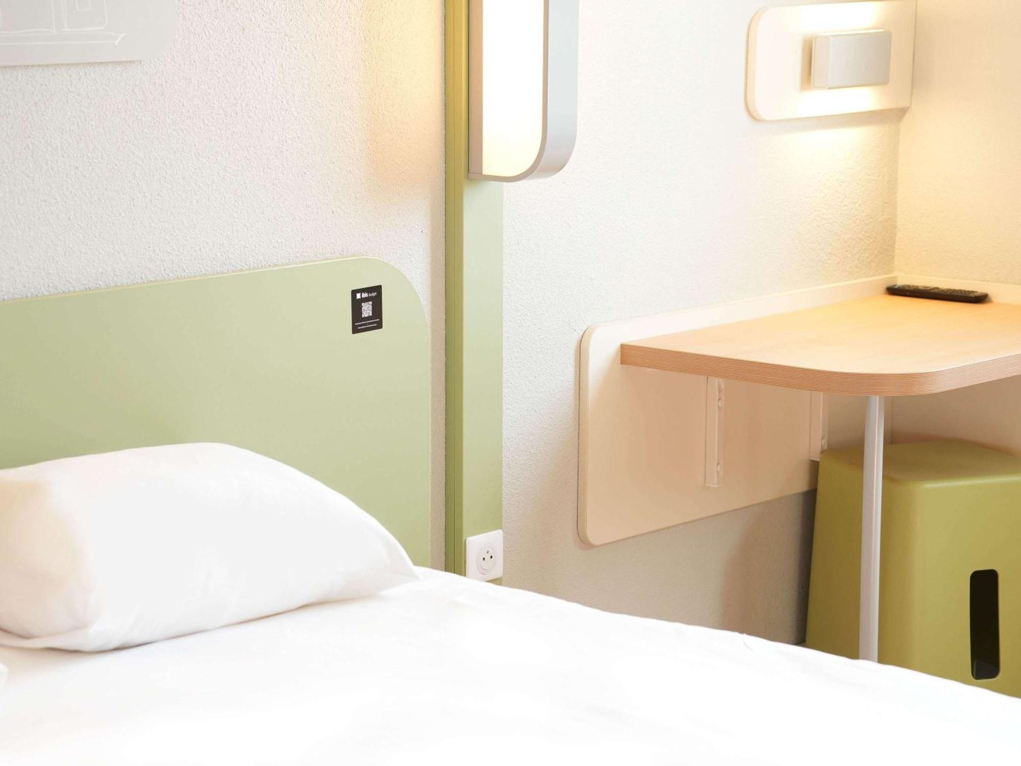 Bretteville-sur-Odon Ibis Budget Caen Porte De Bretagne מראה חיצוני תמונה
