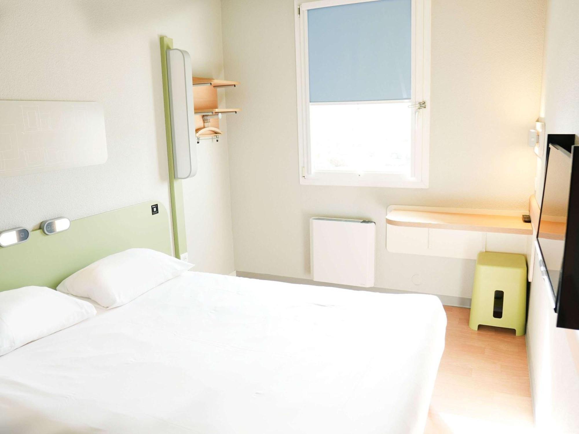Bretteville-sur-Odon Ibis Budget Caen Porte De Bretagne מראה חיצוני תמונה