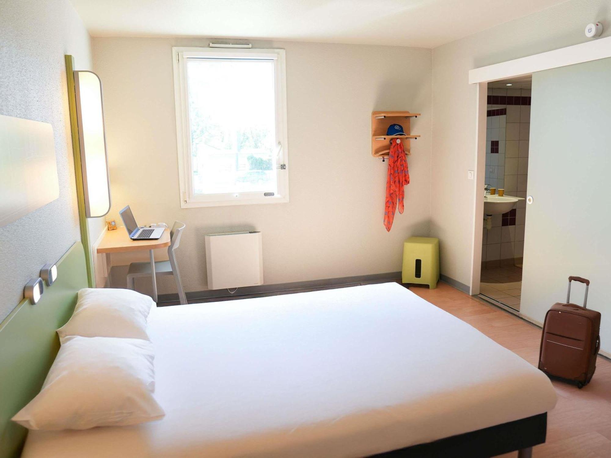Bretteville-sur-Odon Ibis Budget Caen Porte De Bretagne מראה חיצוני תמונה