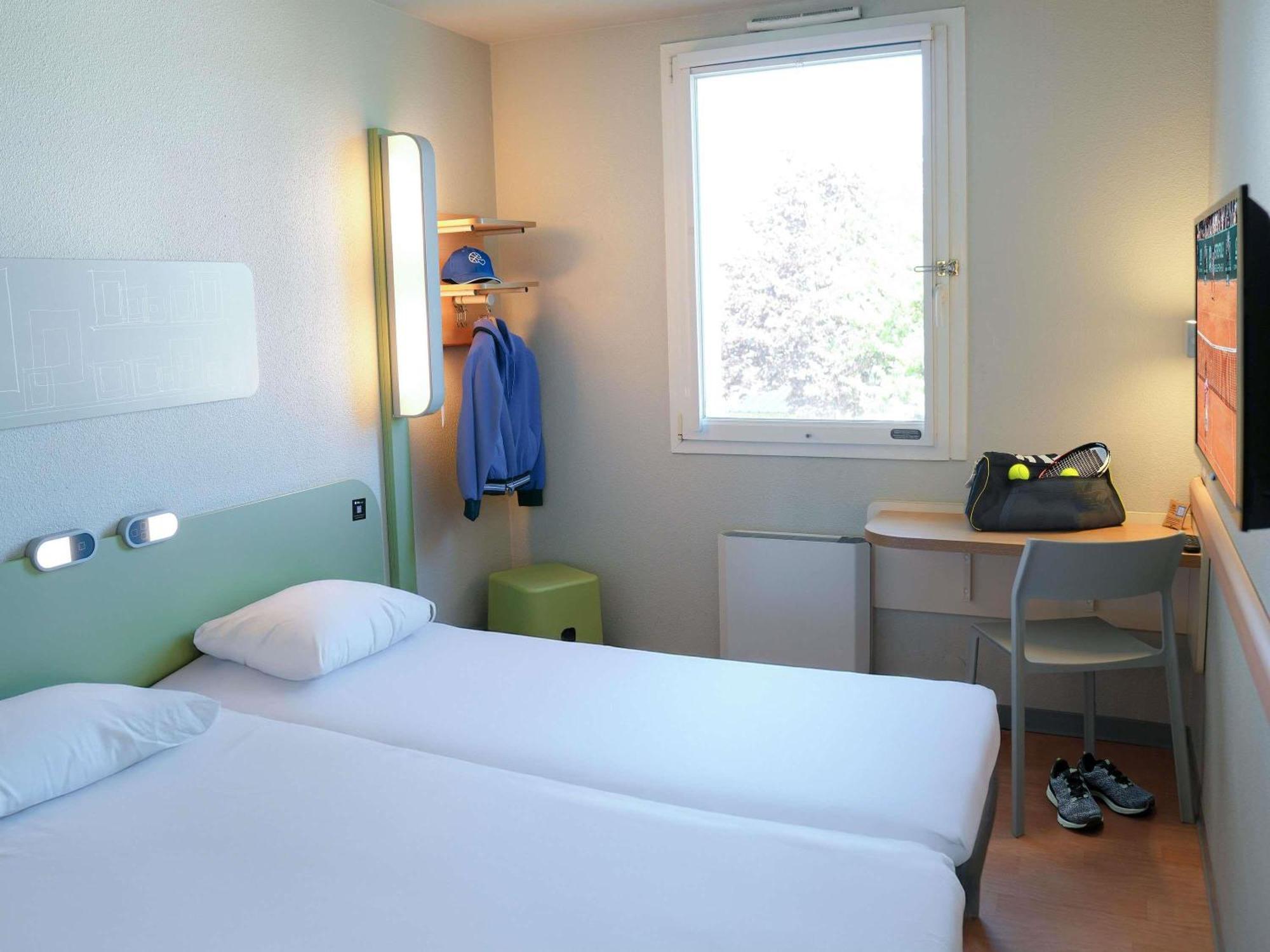 Bretteville-sur-Odon Ibis Budget Caen Porte De Bretagne מראה חיצוני תמונה